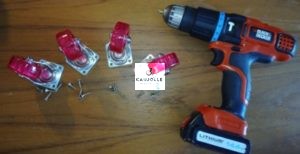 Il vous suffit de 4 roulettes, de vis à bois et de rondelles et d'une visseuse